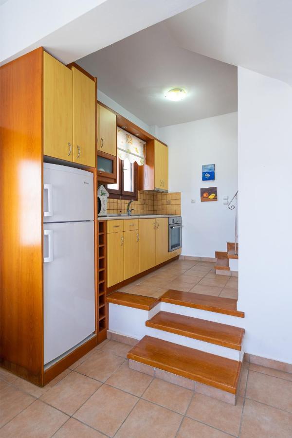 Maisonette In Roussa Ekklisia 锡蒂亚 外观 照片